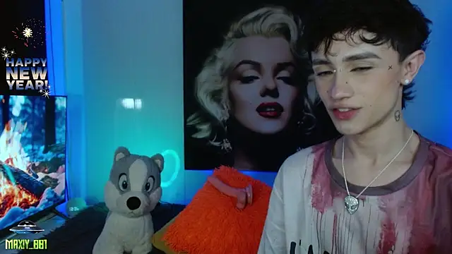 maxiy 001 online show from January 2025 05:37:02 AM