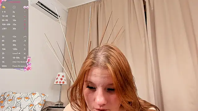 Snapshot of SinisterNe chatting on February 2025 01:25:02 AM SinisterNe online show from February 2025 01:25:02 AM