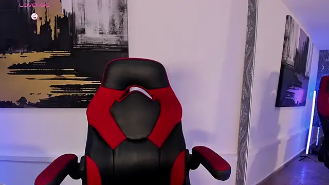 Snapshot of AriRobert_ chatting on October 2025 04:27:01 AM AriRobert online show from October 2025 04:27:01 AM