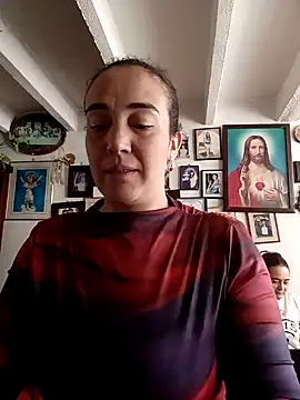 Snapshot of skayhot_ chatting on February 2025 01:32:02 PM skayhot online show from February 2025 01:32:02 PM