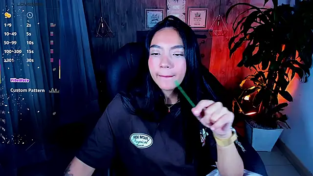 miichael black online show from November 2025 09:48:01 PM