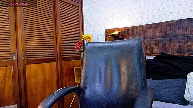 Celeste sanz online show from November 2025 10:27:01 AM