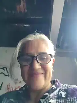 Edged Hot69 online show from December 2024 12:40:02 PM