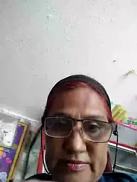 Edged Hot69 online show from February 2025 02:04:01 PM