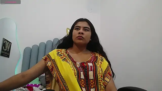 iniyalaboni online show from March 2025 07:53:01 PM