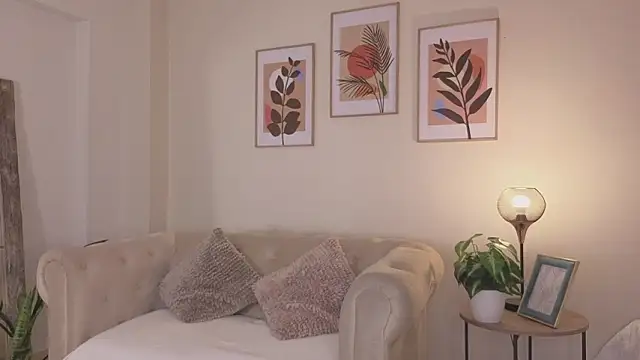 Snapshot of DahianaWalcott chatting on March 2026 08:58:01 PM DahianaWalcott online show from March 2026 08:58:01 PM