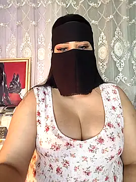 Cat Sharisa online show from November 2025 07:25:01 PM