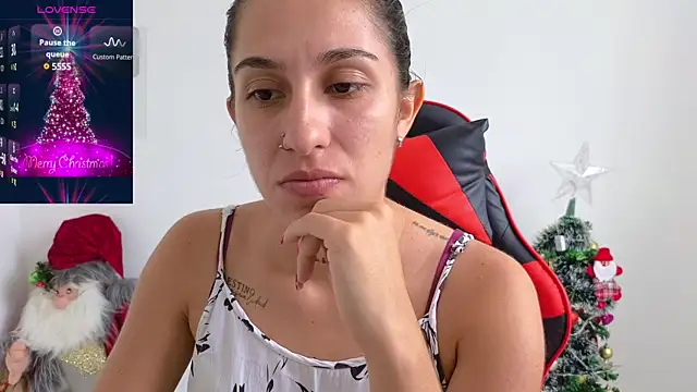 Snapshot of tammyandrade_ chatting on December 2024 02:13:02 PM tammyandrade online show from December 2024 02:13:02 PM