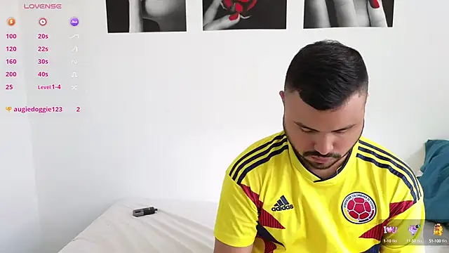 Snapshot of tammyandrade_ chatting on March 2025 03:36:02 PM tammyandrade online show from March 2025 03:36:02 PM