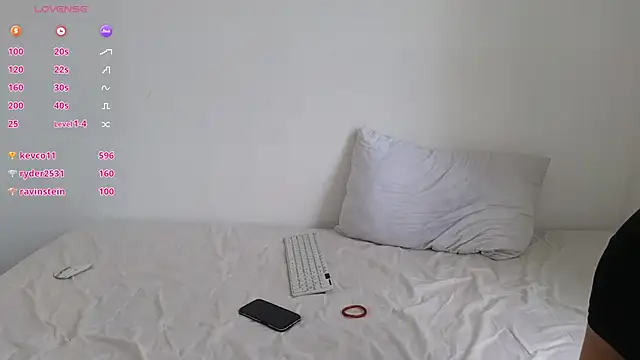 Snapshot of tammyandrade_ chatting on March 2025 07:02:02 PM tammyandrade online show from March 2025 07:02:02 PM