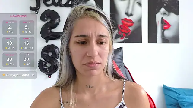 Snapshot of tammyandrade_ chatting on October 2025 03:54:01 PM tammyandrade online show from October 2025 03:54:01 PM