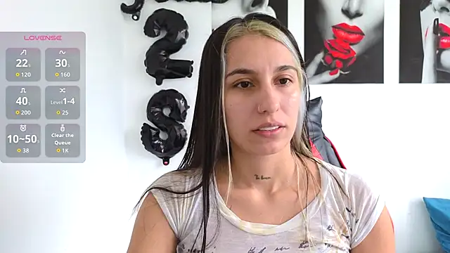 Snapshot of tammyandrade_ chatting on October 2025 03:31:01 PM tammyandrade online show from October 2025 03:31:01 PM