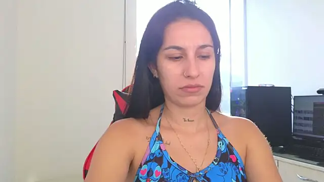 tammyandrade  online show from June 2026 11:42:02 AM