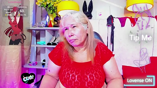 girl amada online show from March 2025 03:40:01 AM