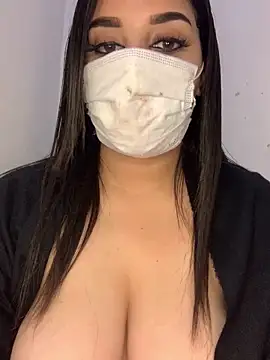 Snapshot of Miss-Soka chatting on December 2025 12:38:02 AM Miss-Soka online show from December 2025 12:38:02 AM