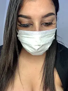 Snapshot of Miss-Soka chatting on December 2025 12:38:02 AM Miss-Soka online show from December 2025 12:38:02 AM