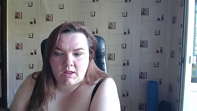 TasyaBigTTs online show from May 2026 01:38:01 PM