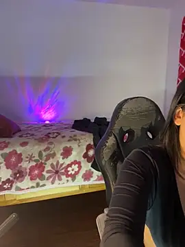 Snapshot of emiily15__ chatting on September 2025 07:07:02 PM emiily15 online show from September 2025 07:07:02 PM