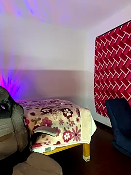 Snapshot of emiily15__ chatting on October 2025 10:54:02 PM emiily15 online show from October 2025 10:54:02 PM