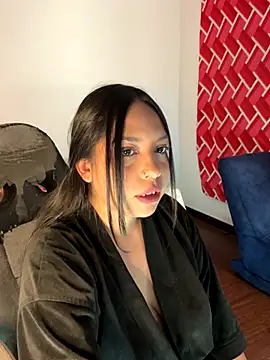 Snapshot of emiily15__ chatting on November 2025 06:23:02 PM emiily15 online show from November 2025 06:23:02 PM