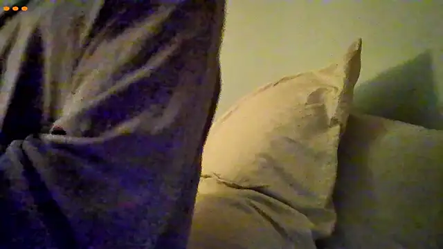 Snapshot of VanceFontaine chatting on March 2026 01:03:01 AM VanceFontaine online show from March 2026 01:03:01 AM