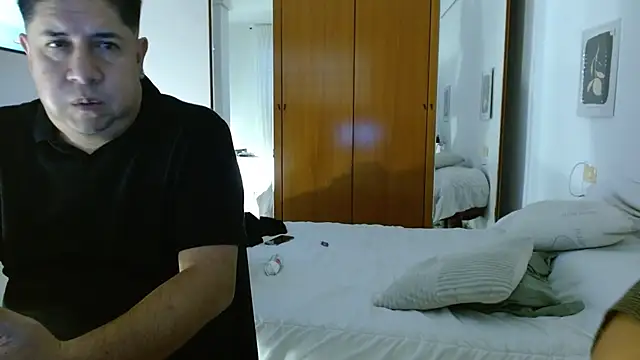 THIAGOEVA online show from September 2025 03:12:02 PM