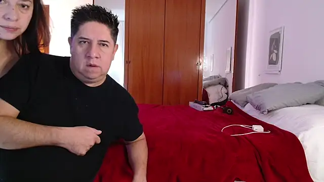 THIAGOEVA online show from November 2025 09:45:01 AM