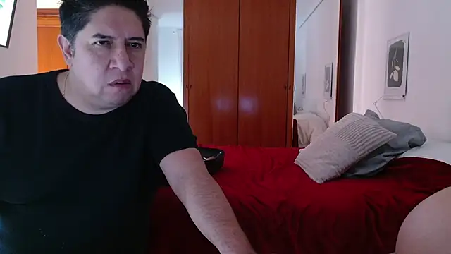 THIAGOEVA online show from December 2025 09:05:02 AM