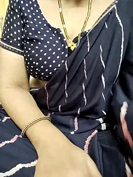 Snapshot of sunitha-3 chatting on March 2025 05:08:01 AM sunitha-3 online show from March 2025 05:08:01 AM