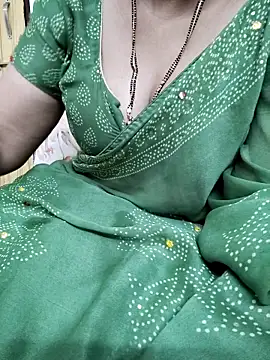 Snapshot of sunitha-3 chatting on March 2025 10:33:02 AM sunitha-3 online show from March 2025 10:33:02 AM