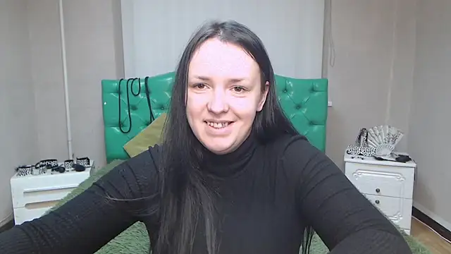 IsabelBlackberry online show from December 2024 09:13:02 AM