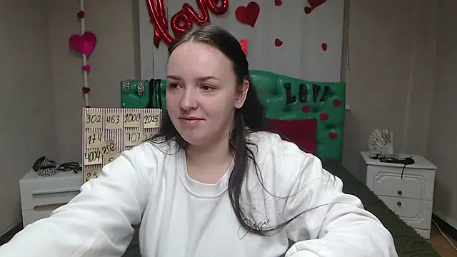 IsabelBlackberry online show from October 2025 05:05:01 AM