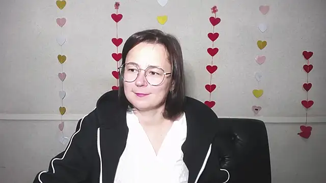 Snapshot of MarieSho chatting on December 2024 01:22:01 PM MarieSho online show from December 2024 01:22:01 PM