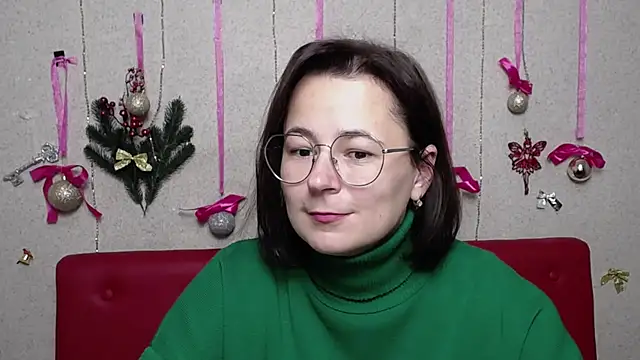 Snapshot of MarieSho chatting on December 2024 01:23:02 PM MarieSho online show from December 2024 01:23:02 PM