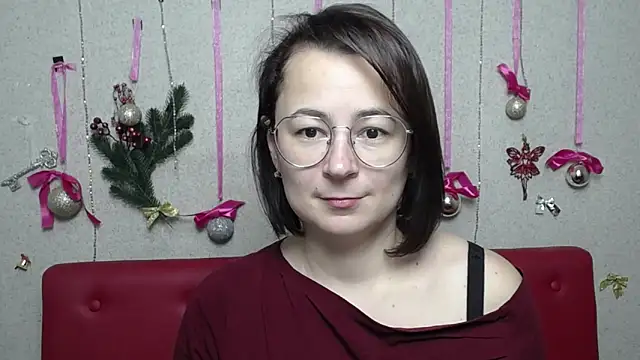 Snapshot of MarieSho chatting on December 2024 10:13:01 AM MarieSho online show from December 2024 10:13:01 AM