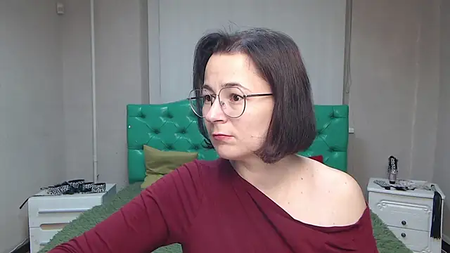 Snapshot of MarieSho chatting on January 2025 05:59:02 PM MarieSho online show from January 2025 05:59:02 PM