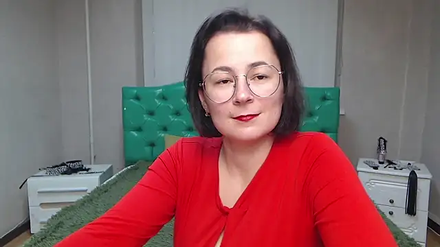 Snapshot of MarieSho chatting on January 2025 12:14:02 AM MarieSho online show from January 2025 12:14:02 AM