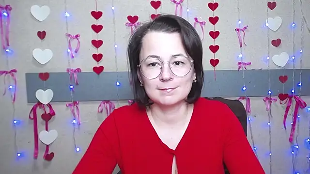 Snapshot of MarieSho chatting on February 2025 03:06:02 AM MarieSho online show from February 2025 03:06:02 AM