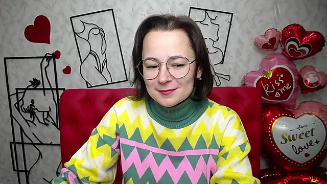 Snapshot of MarieSho chatting on February 2025 10:15:02 AM MarieSho online show from February 2025 10:15:02 AM