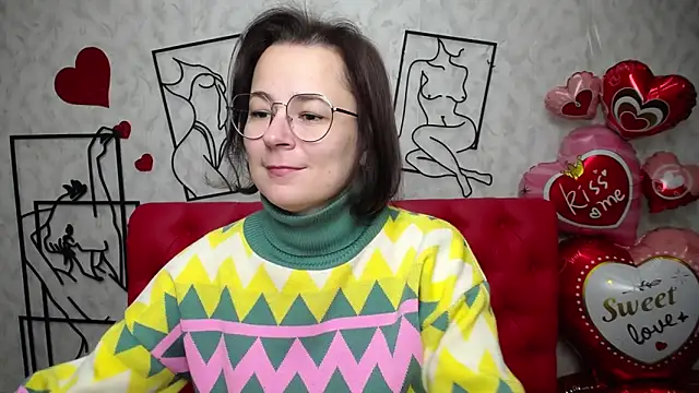 Snapshot of MarieSho chatting on February 2025 01:21:01 PM MarieSho online show from February 2025 01:21:01 PM