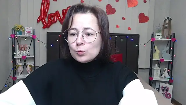 Snapshot of MarieSho chatting on February 2025 07:23:02 AM MarieSho online show from February 2025 07:23:02 AM