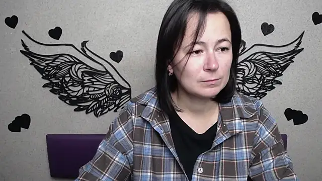 Snapshot of MarieSho chatting on October 2025 06:05:01 AM MarieSho online show from October 2025 06:05:01 AM