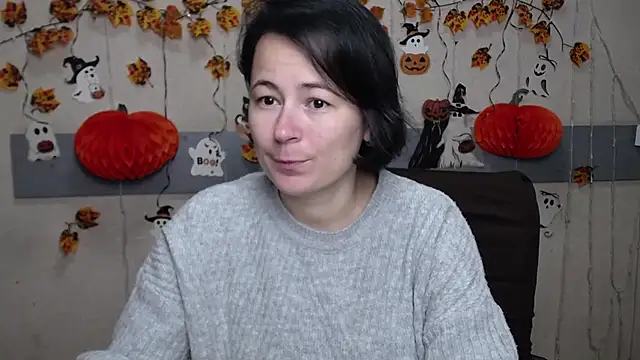 Snapshot of MarieSho chatting on October 2025 07:23:01 AM MarieSho online show from October 2025 07:23:01 AM