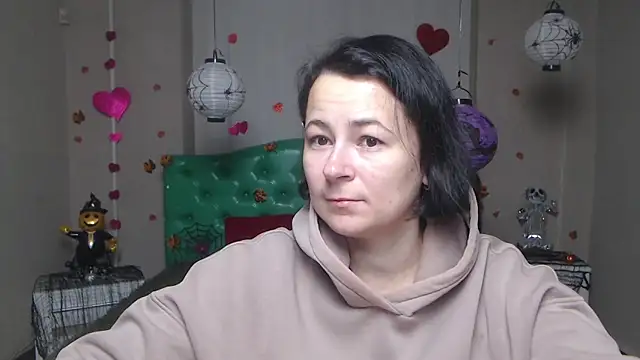 Snapshot of MarieSho chatting on November 2025 07:07:01 AM MarieSho online show from November 2025 07:07:01 AM