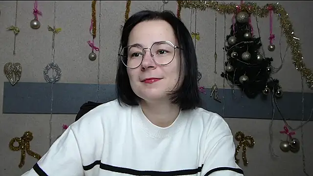 Snapshot of MarieSho chatting on January 2026 06:02:02 PM MarieSho online show from January 2026 06:02:02 PM