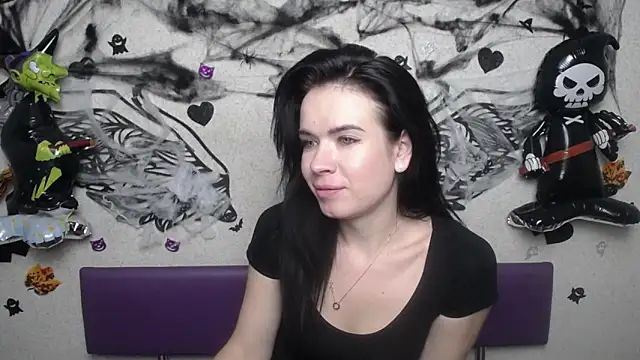 Snapshot of JasmineKouch chatting on October 2025 05:24:02 PM JasmineKouch online show from October 2025 05:24:02 PM