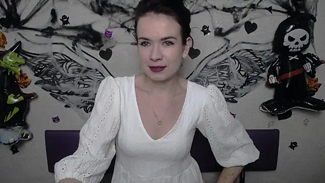 Snapshot of JasmineKouch chatting on October 2025 06:41:02 AM JasmineKouch online show from October 2025 06:41:02 AM