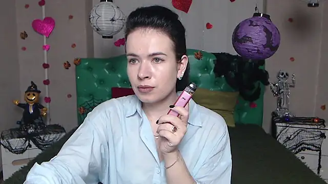 Snapshot of JasmineKouch chatting on November 2025 07:03:02 AM JasmineKouch online show from November 2025 07:03:02 AM