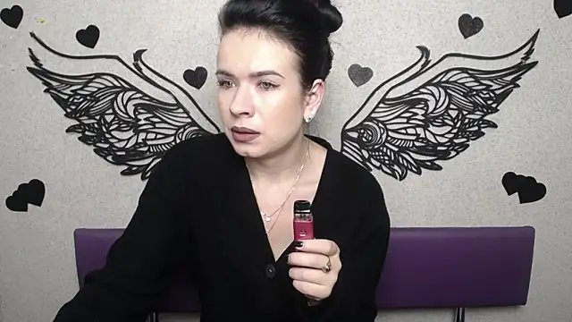 Snapshot of JasmineKouch chatting on November 2025 07:14:02 AM JasmineKouch online show from November 2025 07:14:02 AM