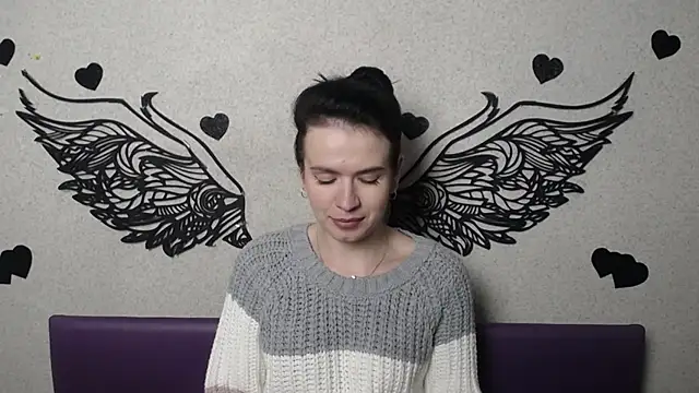 Snapshot of JasmineKouch chatting on November 2025 06:29:01 PM JasmineKouch online show from November 2025 06:29:01 PM